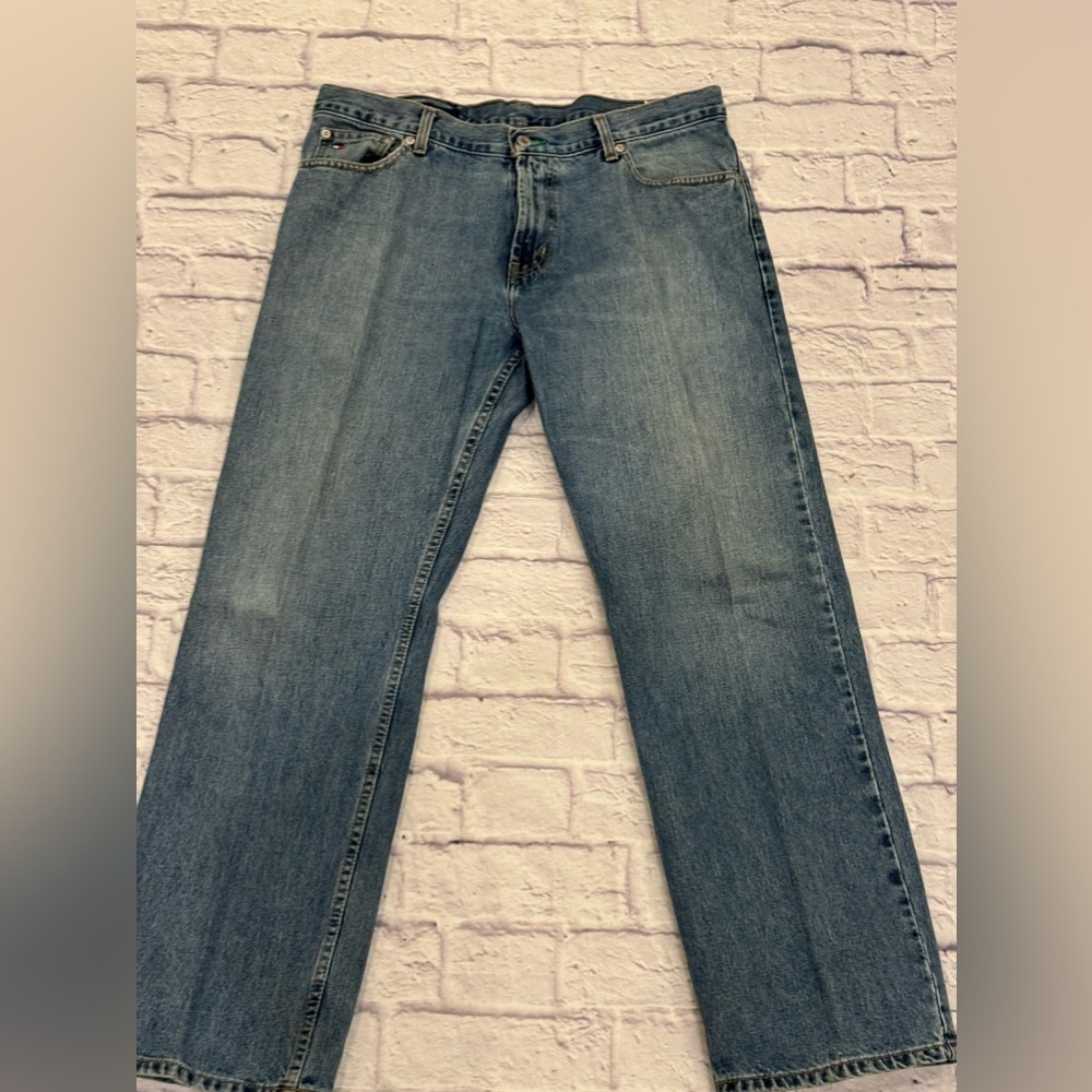 Tommy Hilfiger Jeans Men’s 34 x 30 Custom Straight Relaxed Fit Preppy Denim